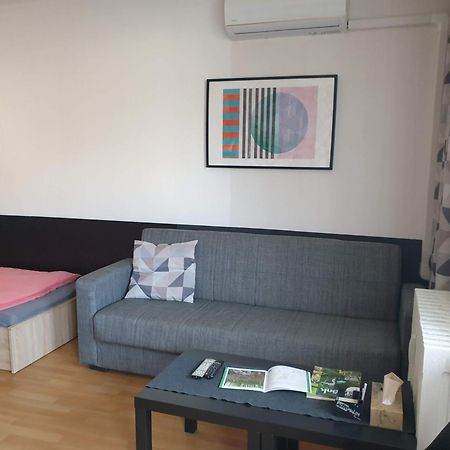 Central Apartman ชาลโกตาร์ยัน ภายนอก รูปภาพ